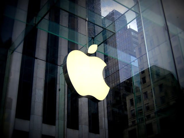 Apple volta ao topo das marcas mundiais mais valiosas